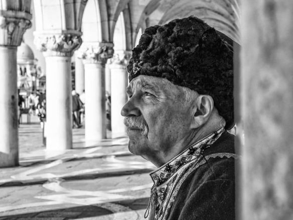 Читати далі...