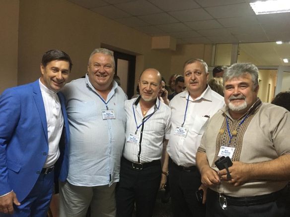 Читати далі...