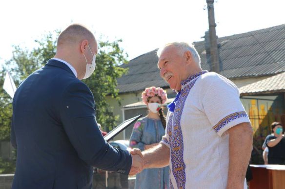Читати далі...