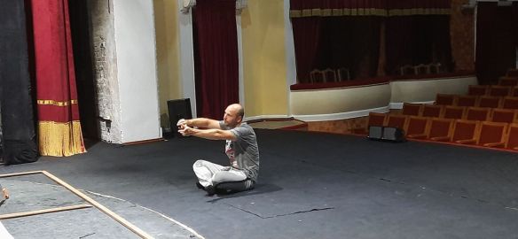 Читати далі...