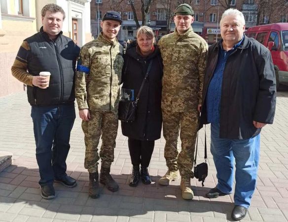 Читати далі...