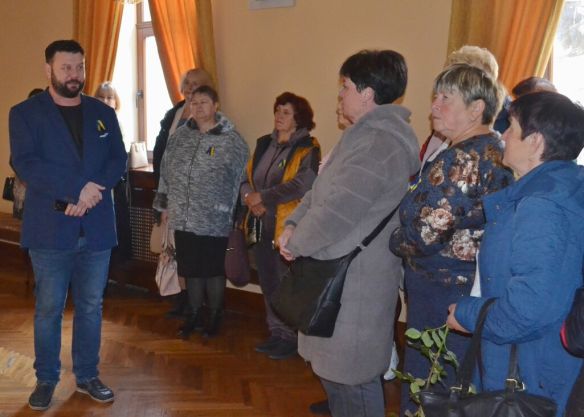 Читати далі...