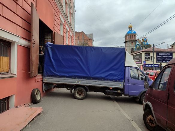 Читати далі...